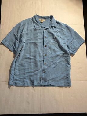 Men's Light Blue Short-Sleeve Camp Collar Button-Down Shirt